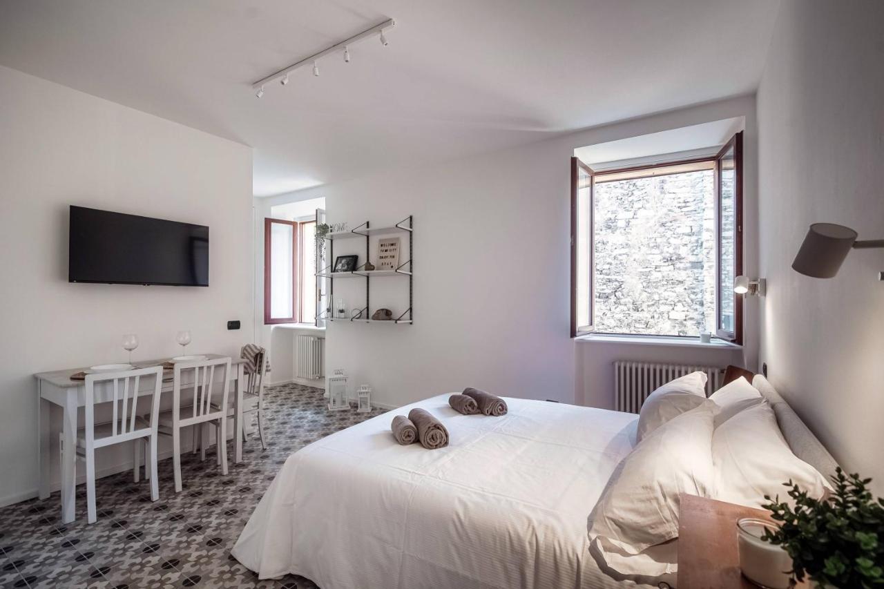 Cesare 22 - The House Of Travelers Villa Como Exterior photo